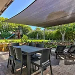 Family Home, Wifi, Patio, Secure Parking
