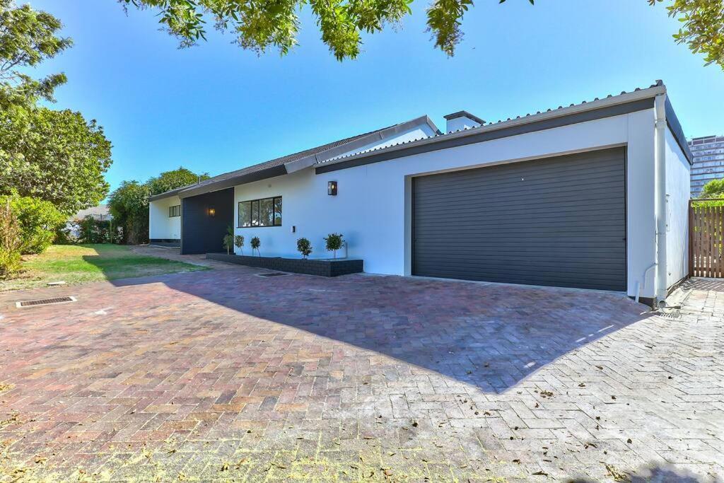 Family Home, Wifi, Patio, Secure Parking * Kapstadt