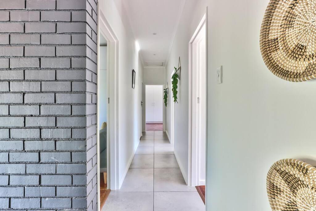 Family Home, Wifi, Patio, Secure Parking * Kapstadt