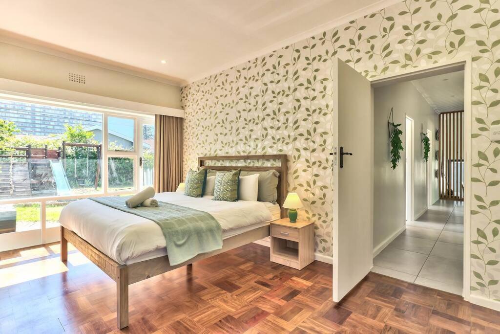 Family Home, Wifi, Patio, Secure Parking * Kapstadt