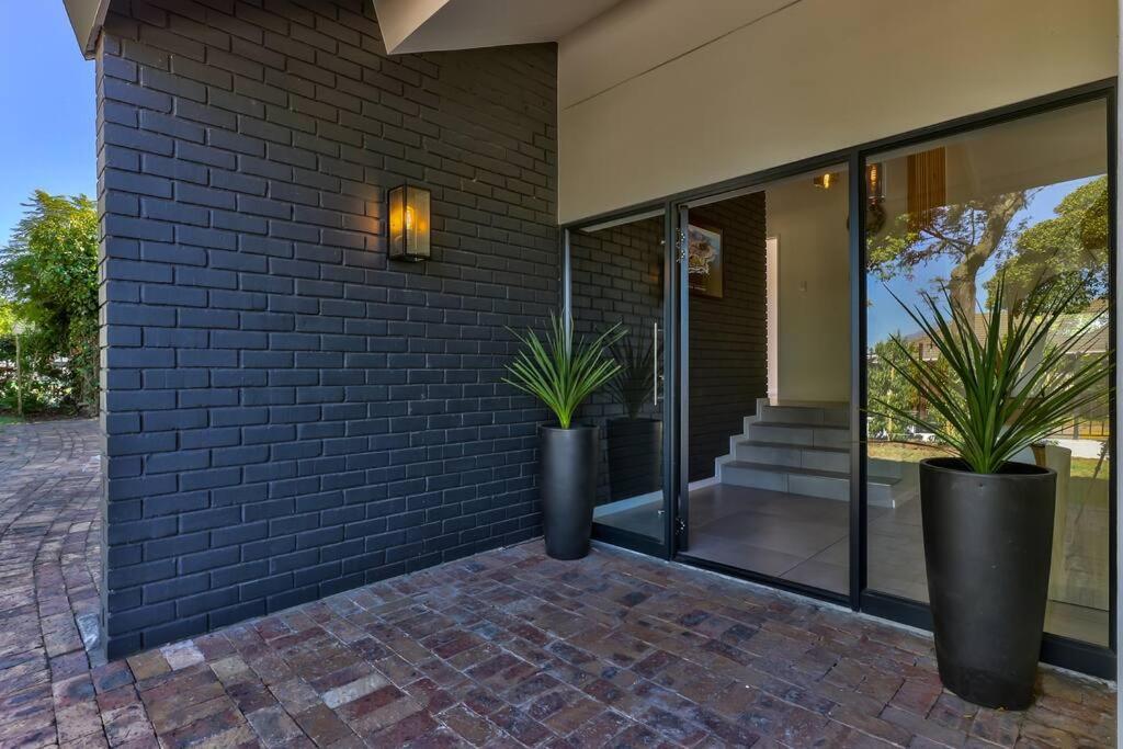 Family Home, Wifi, Patio, Secure Parking * Kapstadt