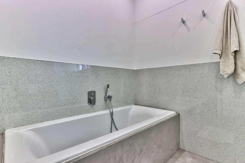 Family Home, Wifi, Patio, Secure Parking Kapstadt